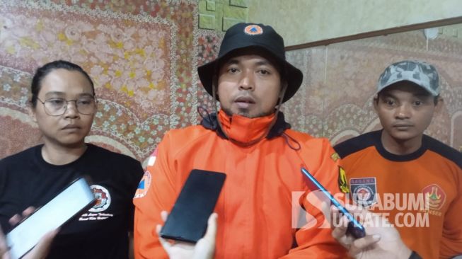 Pencarian Anak SD Terseret Banjir di Sukabumi Dihentikan, Keluarga Ikhlas meski Korban Belum Ditemukan