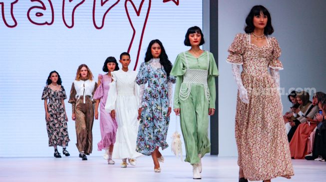 Kabar Baik! JFW 2023 Tangkap Sinyal Kesiapan Industri Fashion Kembali Bertumbuh