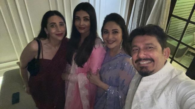 Potret Seleb Bollywood Rayakan Diwali 2022 (Instagram/@madhuridixitnene)