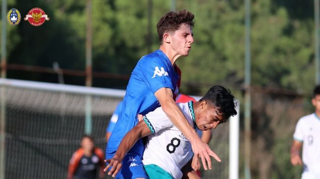 Laga uji coba Timnas Indonesia U-20 vs Cakallikli Spor di Lapangan Kempinski Hotel Football, Antalya, Turki, Senin (24/10/2022). [Dok. PSSI]