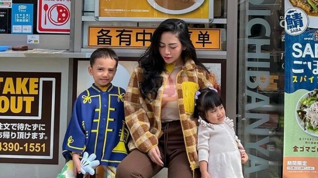 Momen Liburan Rachel Vennya di Jepang (Instagram/@rachelvennya)