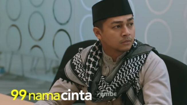 Aktor jadi ustaz di film (YouTube/MNCP Movie)