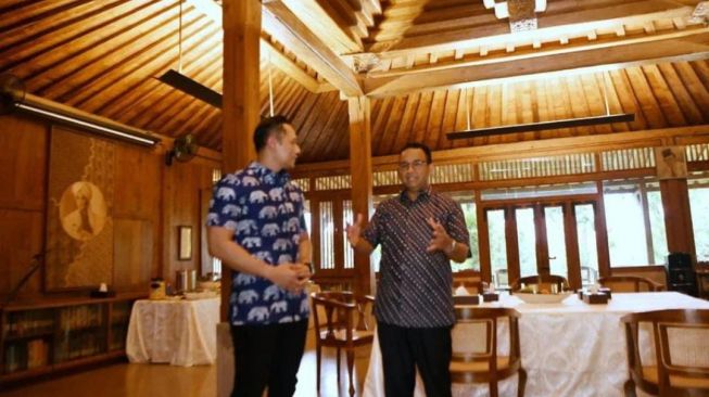 Denny Siregar Colek AHY Usai Anies Dikabarkan Temui Aher, 'Begitu Syulid, Padahal Agus Baik...'