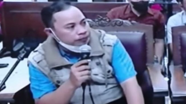 Saksi Satpam Duren Tiga di Sidang Pembunuhan Yosua: Saya Dilarang Lapor RT CCTV Diganti