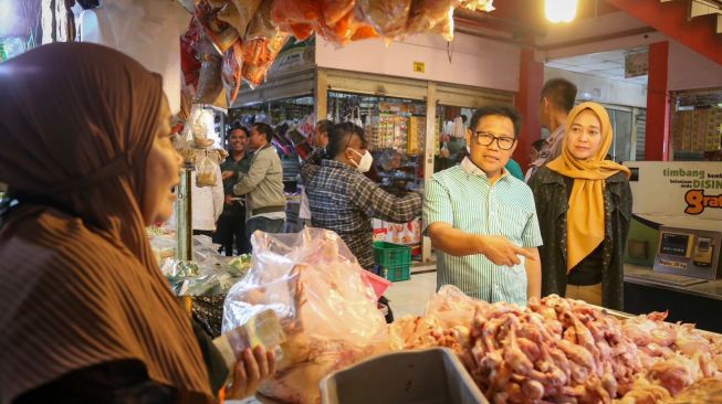 Sidak Pasar Johar Karawang, Gus Muhaimin: Harga Stabil, Harus Dipertahankan