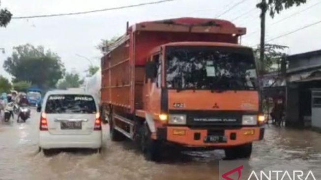 Hujan Deras, Empat Desa di Kabupaten Sampang Madura Terendam Banjir
