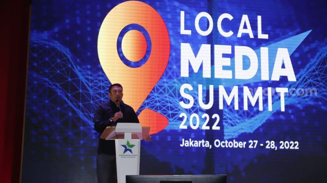 Wakil Ketua Dewan Pers Agung Dharmajaya saat memberikan sambutan di acara Local Media Summit 2022 di Perpustakaan Nasional RI,Jalan Medan Merdeka Selatan, Jakarta Pusat, Kamis (27/10/2022). [Suara.com/Alfian Winanto]