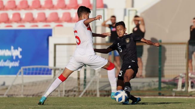 Pemain Timnas Indonesia U-19 Dony Tri Pamungkas saat uji coba melawan Turki U-20. (Dok. PSSI).