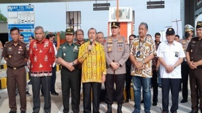 Uji Coba Tol Bangkinang-Pekanbaru, Gubr