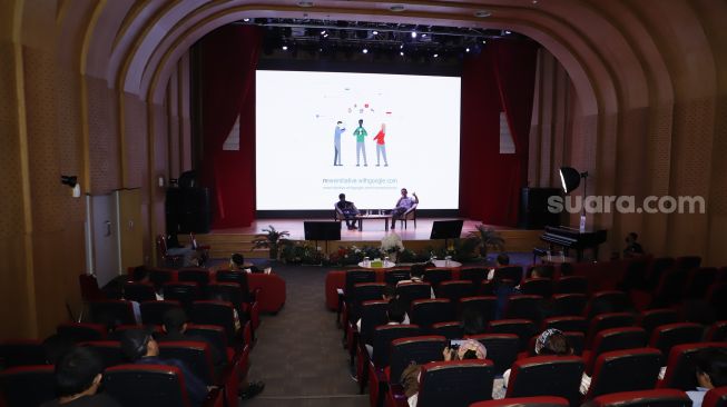 Suasana workshop bertemakan "Business Ecosystem for Local Media Publisher" pada acara Local Media Summit 2022, di Gedung Perpusnas RI, Jalan Merdeka Selatan, Jakarta Pusat, Jumat (28/10/2022). [Suara.com/Alfian Winanto]