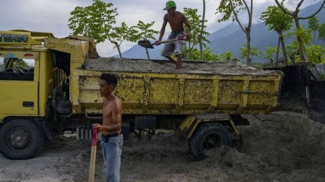 Pemkab Agam Ajukan Legalitas Tambang Galian C Dikelola Masyarakat ke Pemerintah Pusat