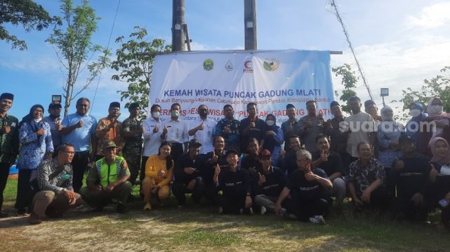 Dukung Puncak Gadung Mlati Jadi Desa Wisata, Warkaban Gelar Kemah Wisata