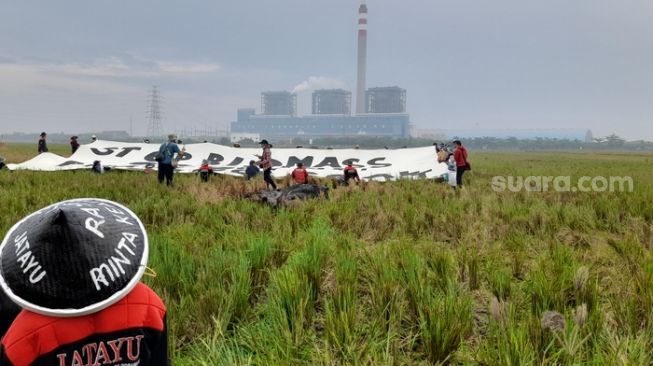 Jalan Terjal Warga Suarakan Penolakan PLTU Indramayu