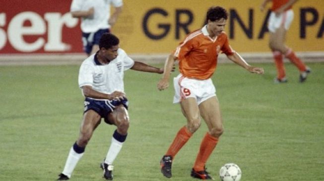 Pemain legenda asal Belanda Marco van Basten memperkuat Belanda di Piala Dunia 1990. [AFP]