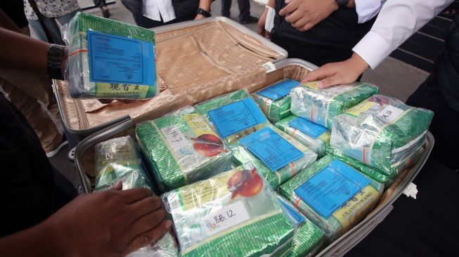 Polisi Gagalkan Penyelundupan 16 Kg Sabu dari Malaysia, 2 Orang Sudah Tersangka