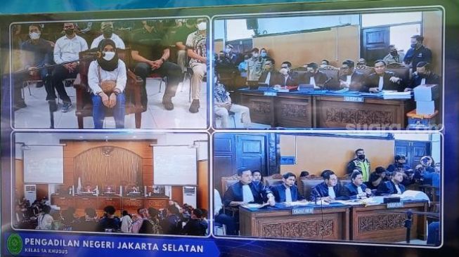 PRT Sambo Plintat-plintut di Sidang, Hakim Ancam Susi: Kalau Jawaban Berbeda, Anda Bisa Dipidanakan!