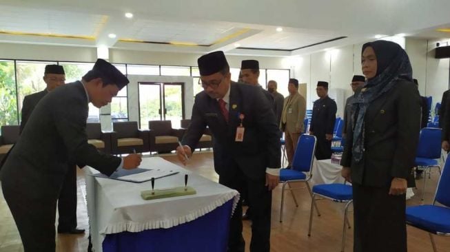 Bupati Balangan Melantik Pejabat Baru, Dinkes Miliki Kadis Definitif 