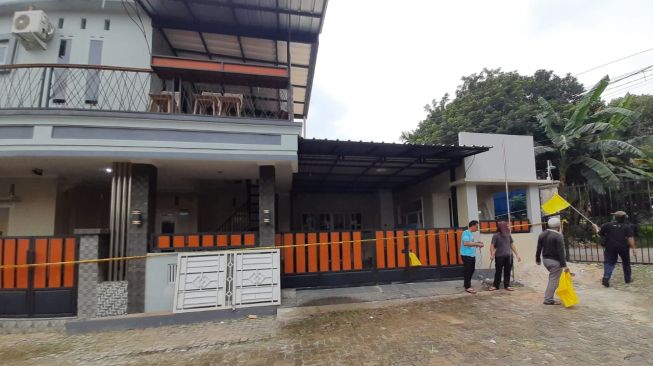 Penampakan rumah korban pembunuhan oleh ayah sendiri di Kota Depok, Jawa Barat [Egi Abdul Mugni/Suara.com]