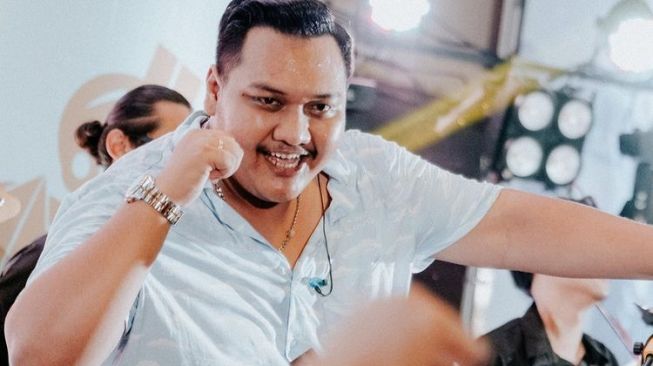 Interview: Sebelum Terkenal, Ndarboy Genk Dipaksa jadi PNS hingga Rasakan Lamaran Nikah Ditolak 3 Kali
