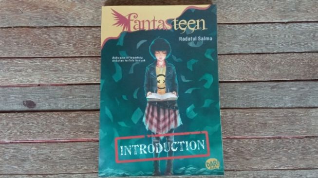 Ulasan Novel Introduction: Seorang Publik Figur Harus Memiliki Mental Kuat