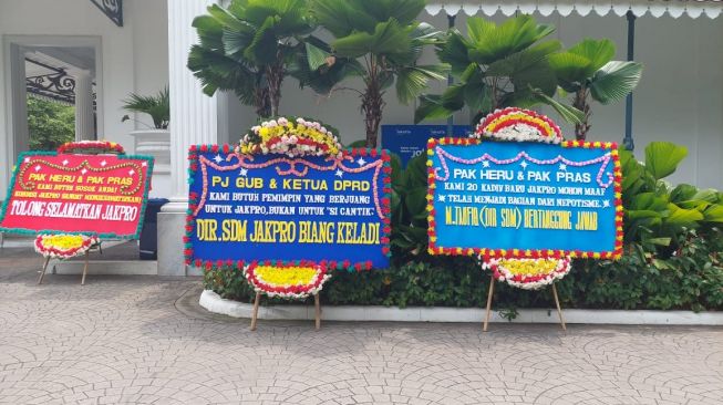 Muncul Karangan Bunga Tudingan Nepotisme di Balai Kota, Dirut PT Jakpro Buka Suara