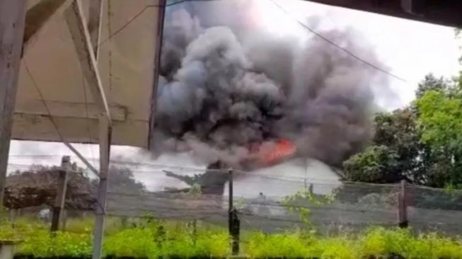 Empat Ruko Hangus Terbakar di Sekadau Hilir, Kerugian Ditaksir hingga Rp 1 Miliar