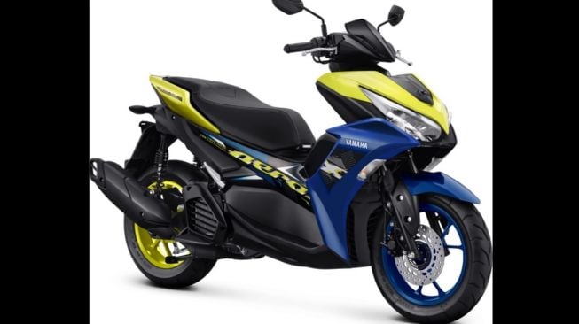 Kesan Neo Sporty tersimak pada varian warna Yellow Blue dari Yamaha All-New Aerox 155 Connected [PT YIMM].