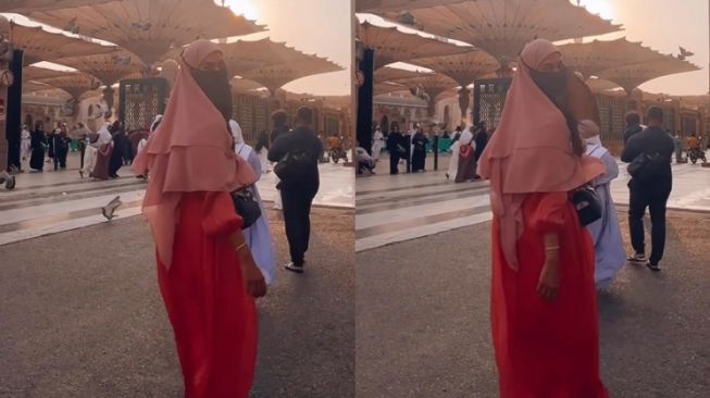 Momen Paula Verhoeven Umrah (instagram/@paula_verhoeven)