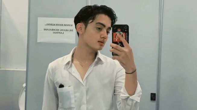 Heboh! Selebgram Zhico Nofriandika Beri Sinyal Akhiri Hidup Usai Grebek Pacarnya Selingkuh