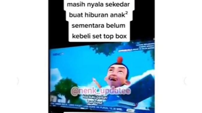 Curhat Ibu Ini Sedikit Lega Masih Ada Stasiun Televisi Siaran Analog: Sekadar Hiburan Anak