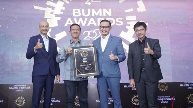 PNM Raih 2 Penghargaan The Iconomics 4th BUMN Award 2022