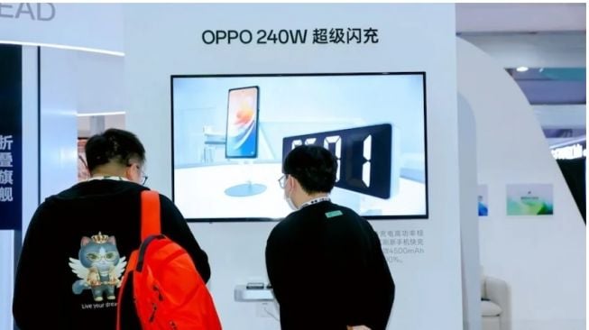 Oppo mengklaim bahwa itu dapat mengisi daya smartphone sepenuhnya dalam waktu sekitar 9 menit [Gadgets360/Weibo Digital Chat Station]