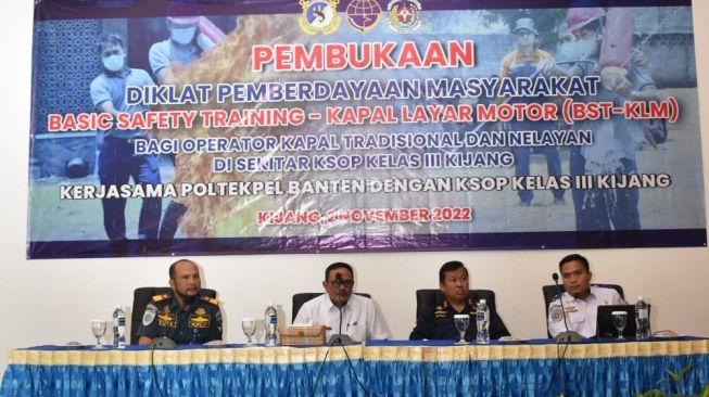 Kemenhub Gelar Diklat Pemberdayaan Masyarakat dan Bagikan E-Pas Kecil Secara Gratis di Wilayah Bintan