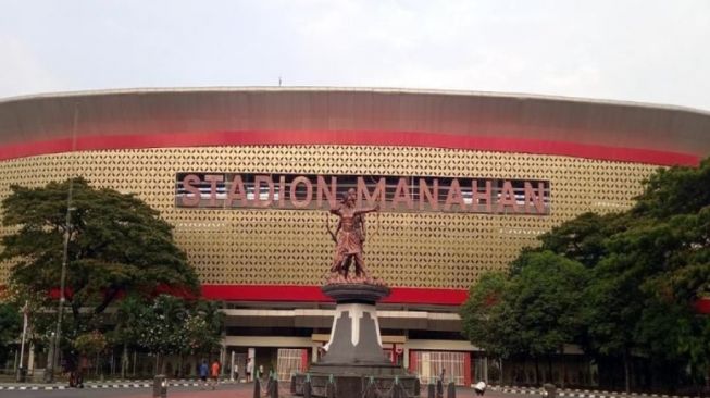 Stadion Manahan terlihat dari depan, tempat yang digunakan untuk pembukaan Muktamar Ke-48 Muhammadiyah dan Aisyiyah di Stadion Manahan Solo Jateng, [ANTARA/Bambang Dwi Marwoto]