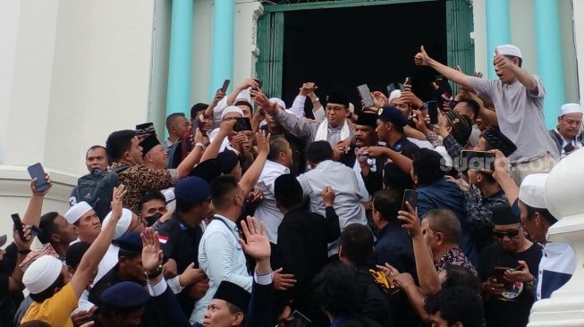 Wakil Walkot Medan Aulia Rachman Bakal Dipanggil Gerindra Setelah Foto Berdua Beredar, Anies Bilang Gini