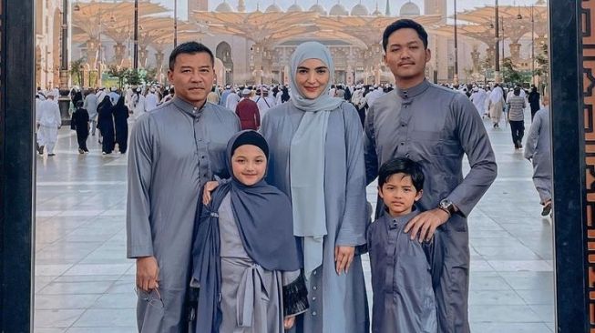 Potret Ashanty Umrah (Instagram/@ashanty_ash)