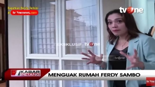 Posisi Kuat Ma'ruf diduga melihat Brigadir J alias Nofriansyah Yosua Hutabarat turun dengan mengendap-endap dari lantai dua rumah Magelang. (YouTube/tvOneNews)