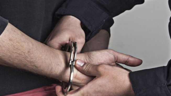 Polisi Ciduk 2 Penjual Togel di Nabire, Uang Jutaan Rupiah Disita