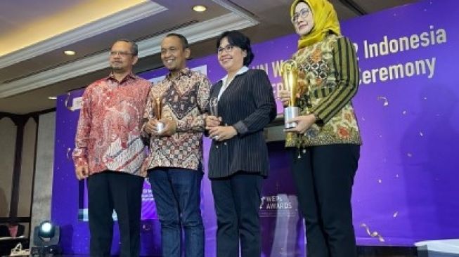 Komitmen Kesetaraan Gender, Direktur Keuangan Pertamina Raih Indonesia Women Empowerment Principles 2022