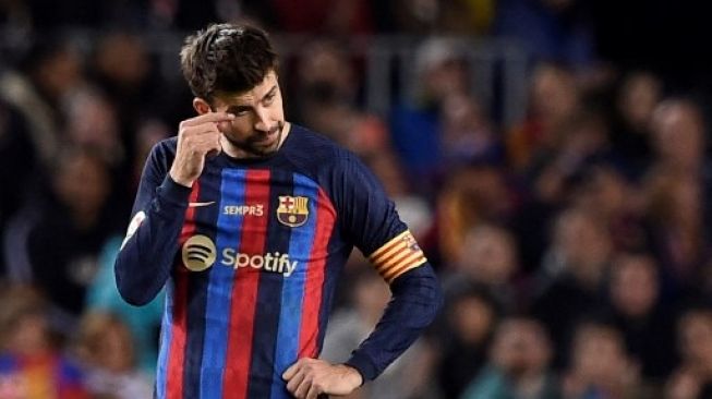 Komedi Gerard Pique: Comeback dari Pensiun, Kena Kartu Merah Meski Tak Main!