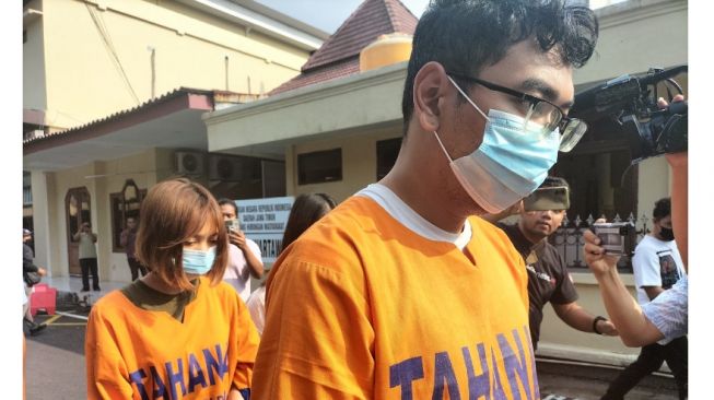 Disebut Berkepribadian Ganda, AH Pemeran Video Kebaya Merah Jalani Observasi di RS Bhayangkara