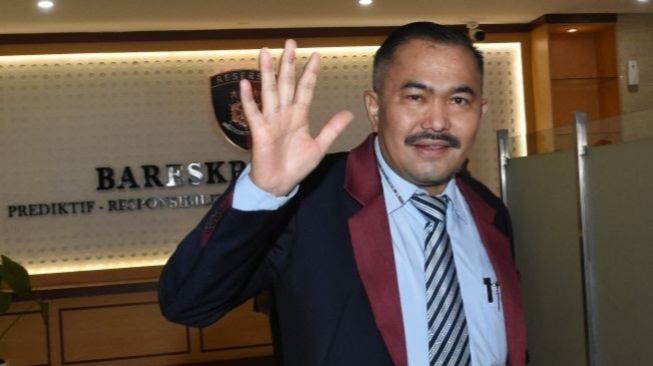 Bareskrim dan Polda Metro Jaya Saling Lempar Laporan Dugaan Hoaks Kamaruddin Simanjuntak