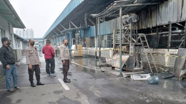 PT PWI Serang Terbakar, Api Diduga Berasal dari Tabung Thermopack