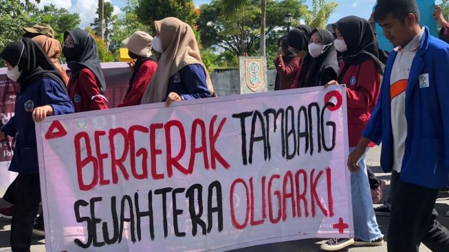 Gabungan Mahasiswa di Kalsel Cari Gubernur H Sahbirin Noor: Prioritas Paman Birin hanya Proyeknya Saja