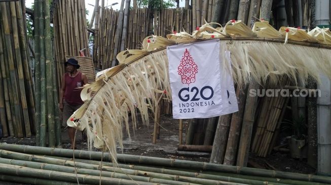 Cerita Perajin Penjor KTT G20 Bali, Serasa Ketiban Rezeki Sampai Terpaksa Menolak Pesanan