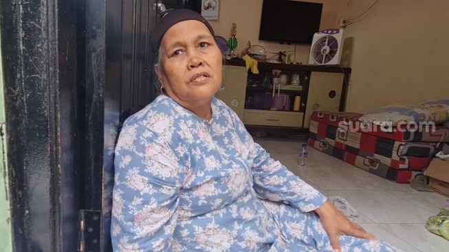 Pelaku Hipnotis Modus Jualan STB Berkeliaran di Cengkareng, Nenek Ruminah Tak Sadar Ditepuk saat Mau Berwudu