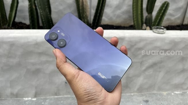 Realme 10. [Suara.com/Dicky Prastya]