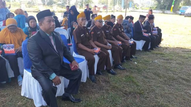 Peringati Hari Pahlawan, Pemkab Konawe Upacara Di Taman Makam Pahlawan