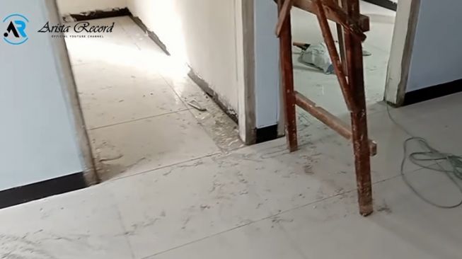 Potret Rumah Farel Prayoga yang Sedang Direnovasi (YouTube ARISTA Record)