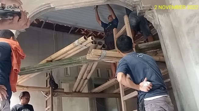 Potret Rumah Farel Prayoga yang Sedang Direnovasi (YouTube ARISTA Record)